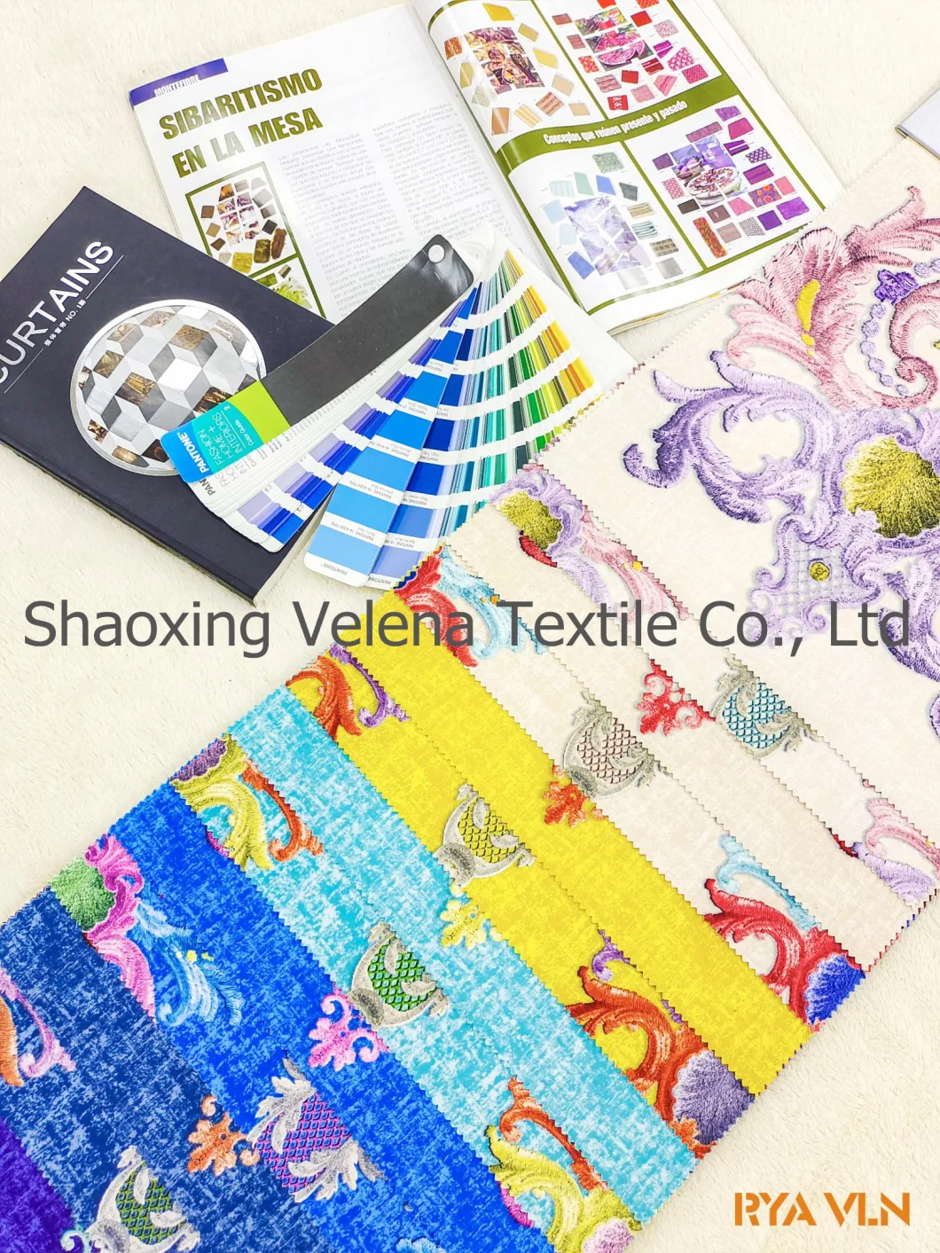 China Wholesale Supplier Fashionable Polyester Holland FDY Velvet Imitation Embroidery Printing Furniture Upholstery Fabric